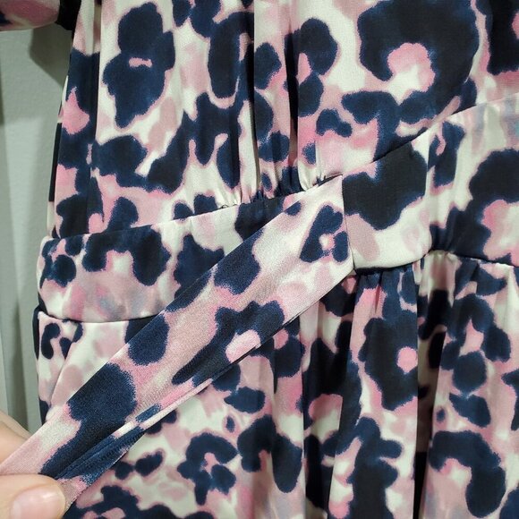 Torrid Tie-Dye Animal Print Surplice Faux Wrap Dress Short Sleeve Tie Pink 3X - Picture 5 of 14